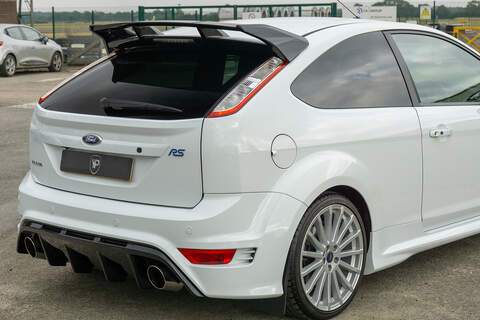 Ford Focus RS - U443