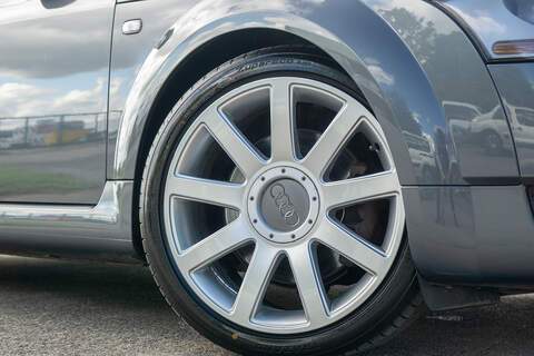 Audi TT T - U444