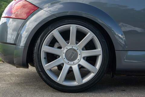 Audi TT T - U444