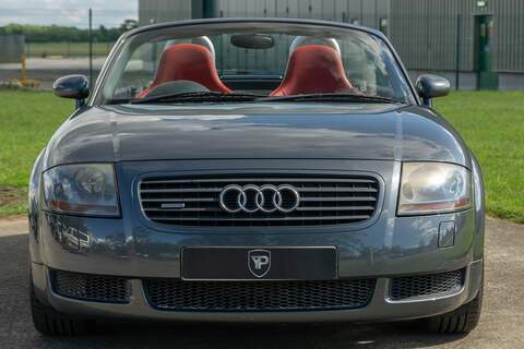 Audi TT T - U444