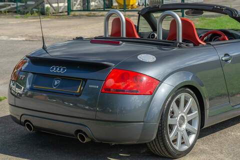 Audi TT T - U444