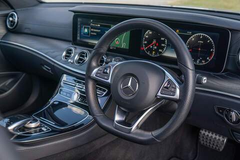 Mercedes-Benz E Class E350d V6 AMG Line - U445
