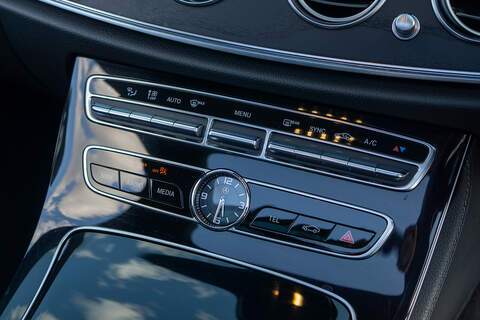 Mercedes-Benz E Class E350d V6 AMG Line - U445