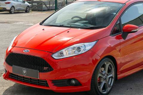 Ford Fiesta T EcoBoost ST-1 - U447