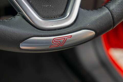 Ford Fiesta T EcoBoost ST-1 - U447