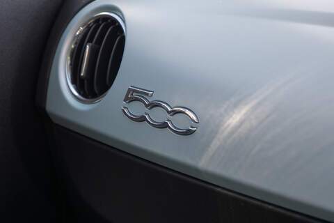 Fiat 500 MHEV Top - U451