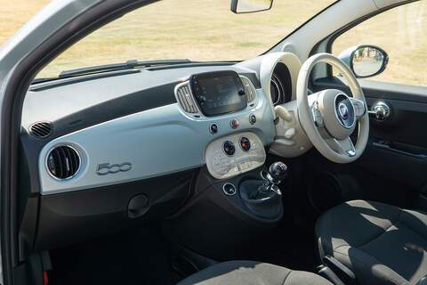Fiat 500 MHEV Top - U451