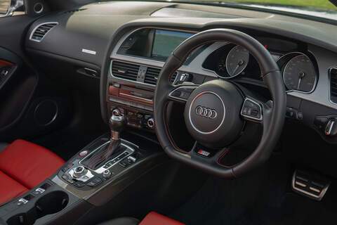 Audi S5 TFSI V6 - U457
