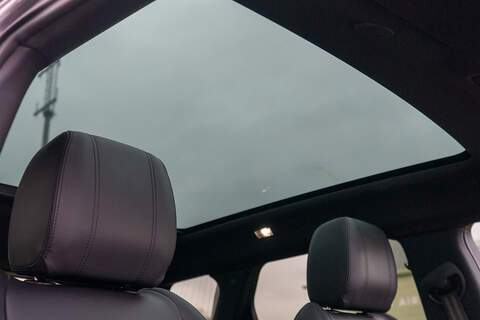 Land Rover Range Rover Evoque D200 MHEV R-Dynamic HSE - U460
