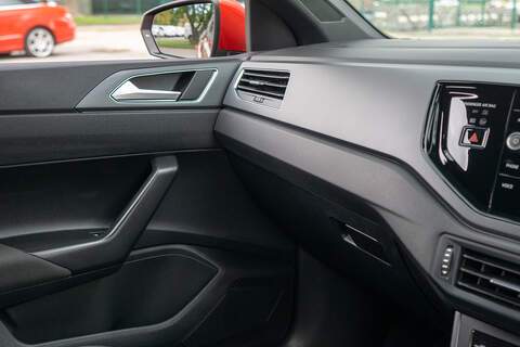 Volkswagen Polo TSI R-Line - U462