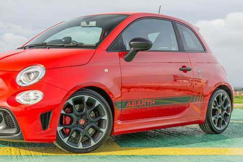 Abarth 595 T-Jet Competizione 70th - U463