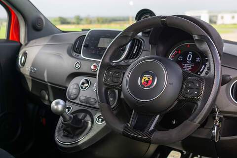 Abarth 595 T-Jet Competizione 70th - U463