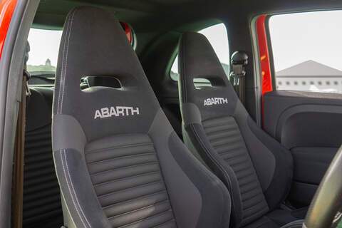 Abarth 595 T-Jet Competizione 70th - U463