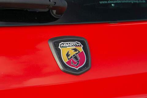 Abarth 595 T-Jet Competizione 70th - U463