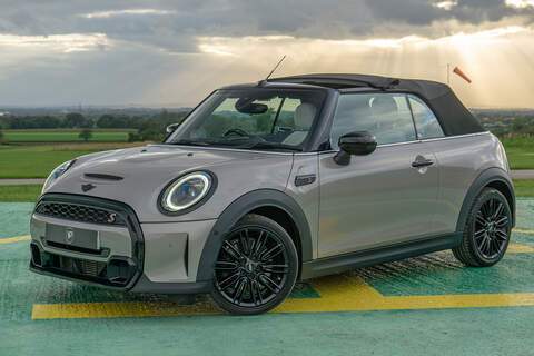 MINI Convertible 2.0 Gordini Hatchback 3dr Petrol Manual Euro 4 (200 ps)