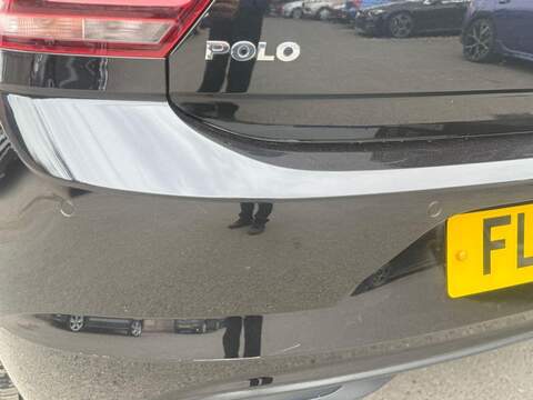 VOLKSWAGEN POLO POLO 1.0 TSI GPF SEL Hatchback 5dr Petrol Manual Euro 6 (s/s) (115 ps) - U1778