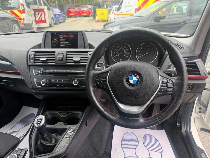 BMW 1 SERIES 1 SERIES 1.6 116i Sport Hatchback 5dr Petrol Manual Euro 6 (s/s) (136 ps) SERVICE HISTORY + PARKING - U1790