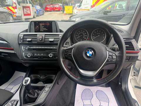 BMW 1 SERIES 1 SERIES 1.6 116i Sport Hatchback 5dr Petrol Manual Euro 6 (s/s) (136 ps) SERVICE HISTORY + PARKING - U1790
