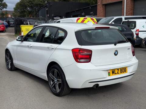 BMW 1 SERIES 1 SERIES 1.6 116i Sport Hatchback 5dr Petrol Manual Euro 6 (s/s) (136 ps) SERVICE HISTORY + PARKING - U1790