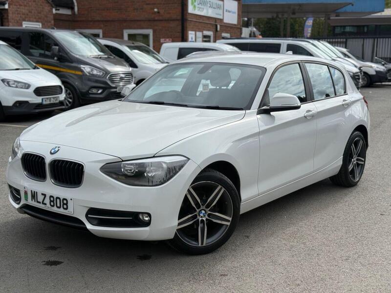 BMW 1 SERIES 1 SERIES 1.6 116i Sport Hatchback 5dr Petrol Manual Euro 6 (s/s) (136 ps) SERVICE HISTORY + PARKING - U1790