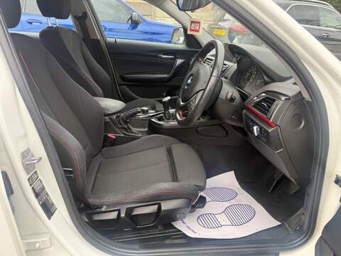 BMW 1 SERIES 1 SERIES 1.6 116i Sport Hatchback 5dr Petrol Manual Euro 6 (s/s) (136 ps) SERVICE HISTORY + PARKING - U1790