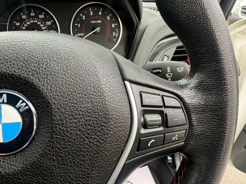 BMW 1 SERIES 1 SERIES 1.6 116i Sport Hatchback 5dr Petrol Manual Euro 6 (s/s) (136 ps) SERVICE HISTORY + PARKING - U1790