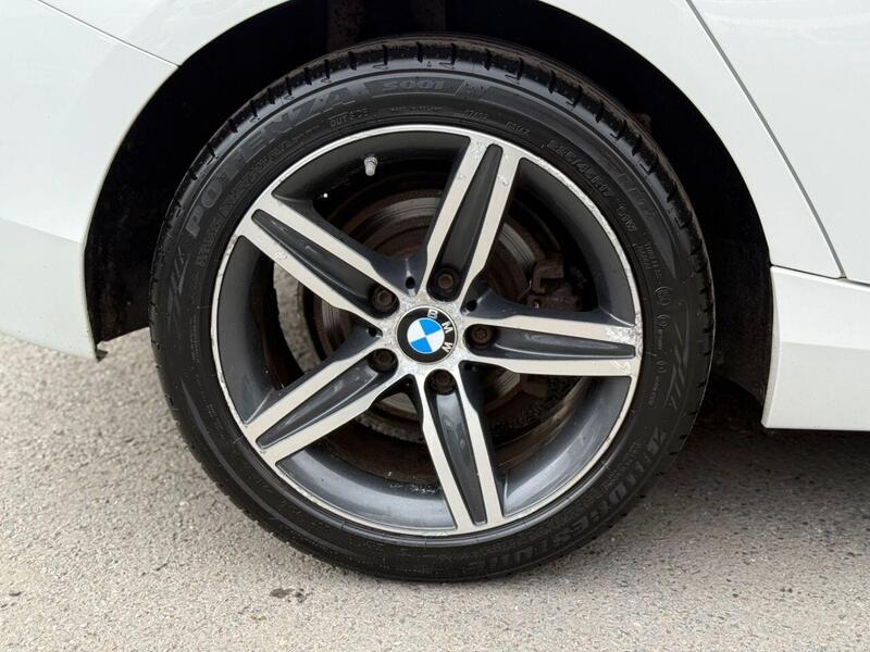 BMW 1 SERIES 1 SERIES 1.6 116i Sport Hatchback 5dr Petrol Manual Euro 6 (s/s) (136 ps) SERVICE HISTORY + PARKING - U1790