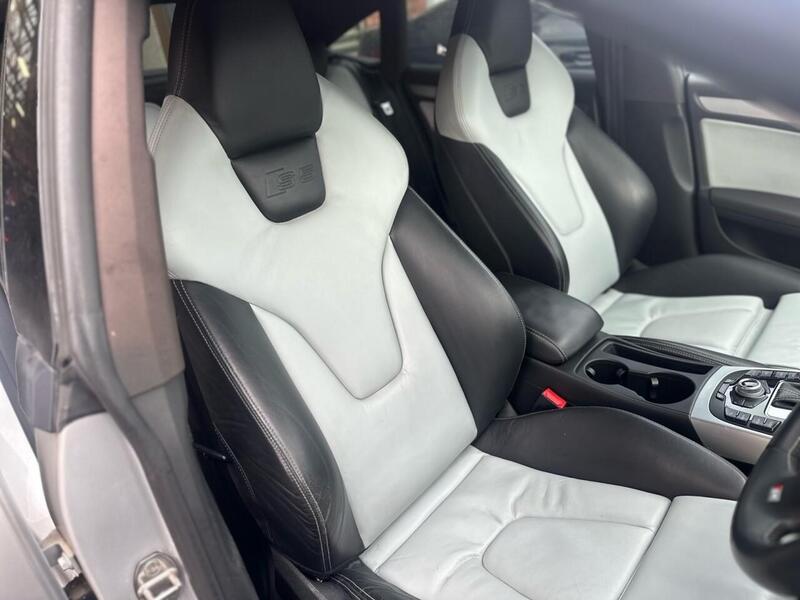 AUDI S5 3.0 TFSI V6 Sportback 5dr Petrol S Tronic quattro Euro 5 (333 ps) - U181