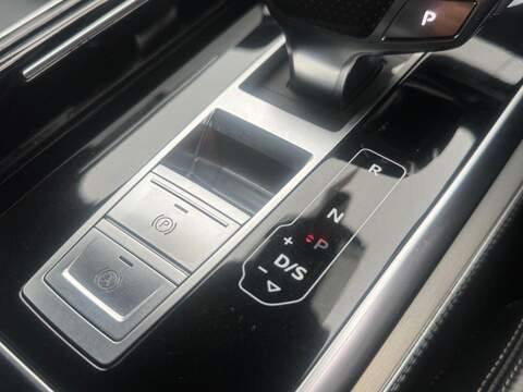 AUDI Q8 Q8 3.0 TDI V6 50 Vorsprung SUV 5dr Diesel Tiptronic quattro Euro 6 (s/s) (286 ps) PAN ROOF + SOFT - U1870
