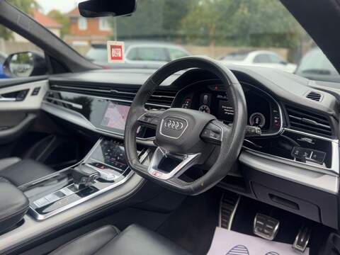 AUDI Q8 Q8 3.0 TDI V6 50 Vorsprung SUV 5dr Diesel Tiptronic quattro Euro 6 (s/s) (286 ps) PAN ROOF + SOFT - U1870
