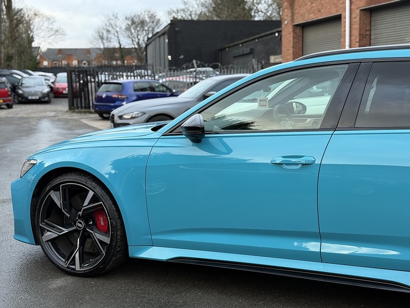 AUDI RS6 AVANT 4.0 TFSI V8 Carbon Black Estate 5dr Petrol Tiptronic quattro Euro 6 (s/s) (600 ps) - U1913