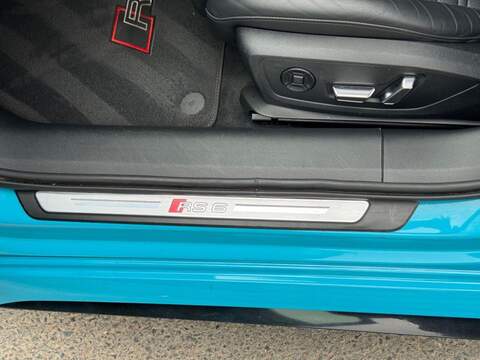 AUDI RS6 AVANT 4.0 TFSI V8 Carbon Black Estate 5dr Petrol Tiptronic quattro Euro 6 (s/s) (600 ps) - U1913