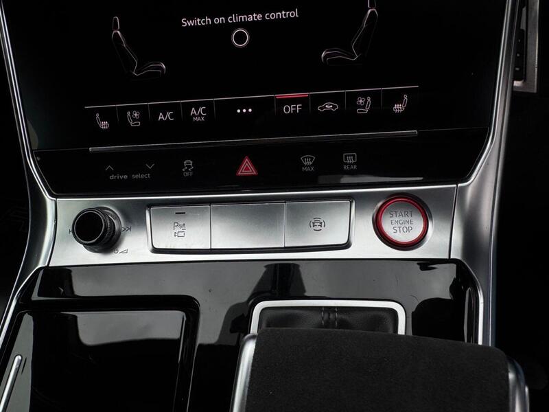 AUDI RS6 AVANT 4.0 TFSI V8 Carbon Black Estate 5dr Petrol Tiptronic quattro Euro 6 (s/s) (600 ps) - U1913