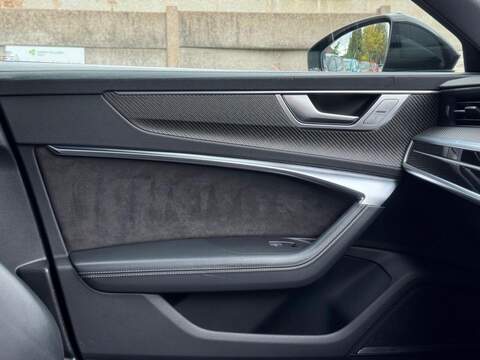 AUDI RS6 AVANT 4.0 TFSI V8 Carbon Black Estate 5dr Petrol Tiptronic quattro Euro 6 (s/s) (600 ps) - U1913