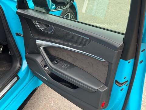 AUDI RS6 AVANT 4.0 TFSI V8 Carbon Black Estate 5dr Petrol Tiptronic quattro Euro 6 (s/s) (600 ps) - U1913