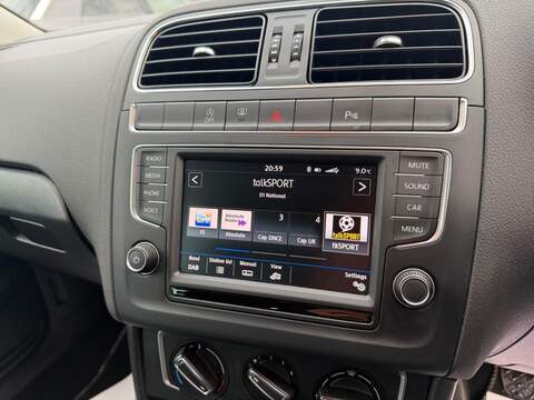 VOLKSWAGEN POLO POLO 1.2 TSI Match Edition Hatchback 5dr Petrol Manual Euro 6 (s/s) (90 ps) - U1966