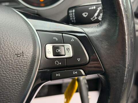 VOLKSWAGEN POLO POLO 1.2 TSI Match Edition Hatchback 5dr Petrol Manual Euro 6 (s/s) (90 ps) - U1966