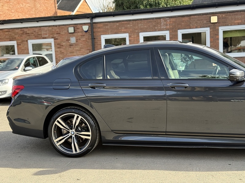 BMW 7 SERIES 7 SERIES 3.0 730d M Sport Saloon 4dr Diesel Auto xDrive Euro 6 (s/s) (265 ps) HUGE SPEC - FULL - U2007