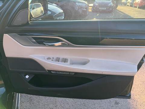 BMW 7 SERIES 7 SERIES 3.0 730d M Sport Saloon 4dr Diesel Auto xDrive Euro 6 (s/s) (265 ps) HUGE SPEC - FULL - U2007