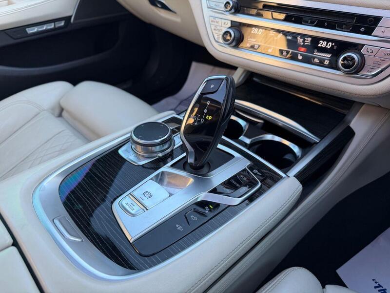 BMW 7 SERIES 7 SERIES 3.0 730d M Sport Saloon 4dr Diesel Auto xDrive Euro 6 (s/s) (265 ps) HUGE SPEC - FULL - U2007