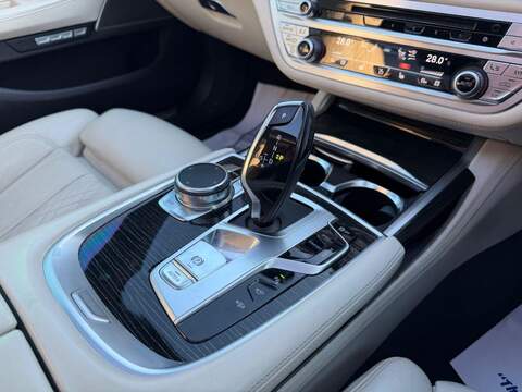 BMW 7 SERIES 7 SERIES 3.0 730d M Sport Saloon 4dr Diesel Auto xDrive Euro 6 (s/s) (265 ps) HUGE SPEC - FULL - U2007