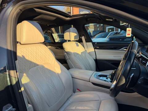 BMW 7 SERIES 7 SERIES 3.0 730d M Sport Saloon 4dr Diesel Auto xDrive Euro 6 (s/s) (265 ps) HUGE SPEC - FULL - U2007