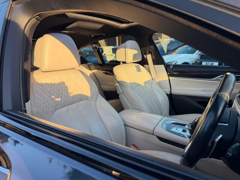 BMW 7 SERIES 7 SERIES 3.0 730d M Sport Saloon 4dr Diesel Auto xDrive Euro 6 (s/s) (265 ps) HUGE SPEC - FULL - U2007