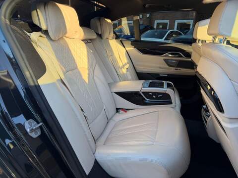 BMW 7 SERIES 7 SERIES 3.0 730d M Sport Saloon 4dr Diesel Auto xDrive Euro 6 (s/s) (265 ps) HUGE SPEC - FULL - U2007