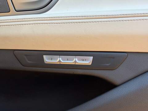 BMW 7 SERIES 7 SERIES 3.0 730d M Sport Saloon 4dr Diesel Auto xDrive Euro 6 (s/s) (265 ps) HUGE SPEC - FULL - U2007