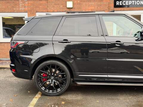 LAND ROVER RANGE ROVER SPORT RANGE ROVER SPORT 5.0 P575 V8 GPF SVR SUV 5dr Petrol Auto 4WD Euro 6 (s/s) (575 ps) - U2029