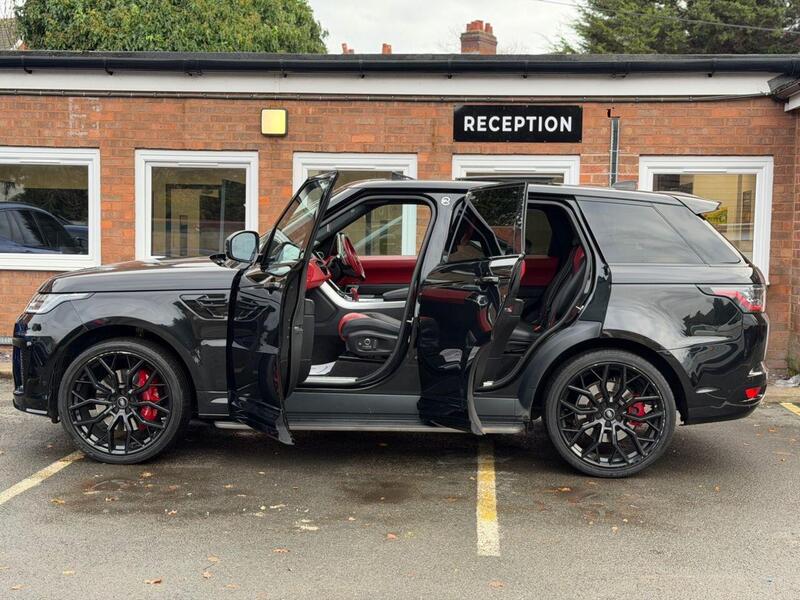 LAND ROVER RANGE ROVER SPORT RANGE ROVER SPORT 5.0 P575 V8 GPF SVR SUV 5dr Petrol Auto 4WD Euro 6 (s/s) (575 ps) - U2029