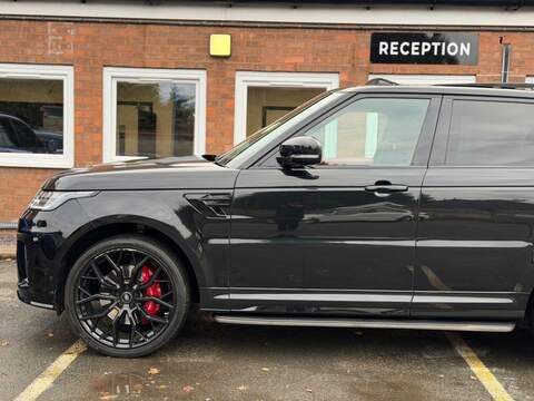LAND ROVER RANGE ROVER SPORT RANGE ROVER SPORT 5.0 P575 V8 GPF SVR SUV 5dr Petrol Auto 4WD Euro 6 (s/s) (575 ps) - U2029
