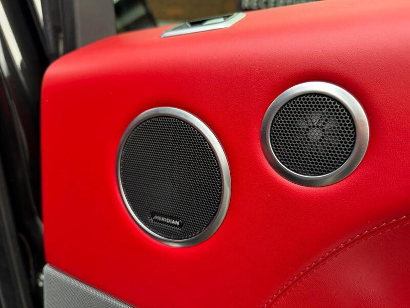 LAND ROVER RANGE ROVER SPORT RANGE ROVER SPORT 5.0 P575 V8 GPF SVR SUV 5dr Petrol Auto 4WD Euro 6 (s/s) (575 ps) - U2029