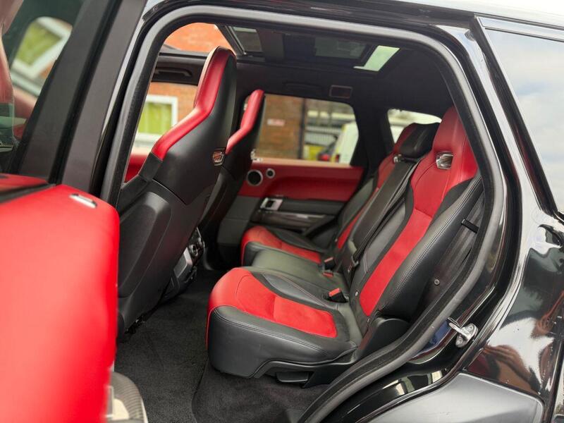 LAND ROVER RANGE ROVER SPORT RANGE ROVER SPORT 5.0 P575 V8 GPF SVR SUV 5dr Petrol Auto 4WD Euro 6 (s/s) (575 ps) - U2029